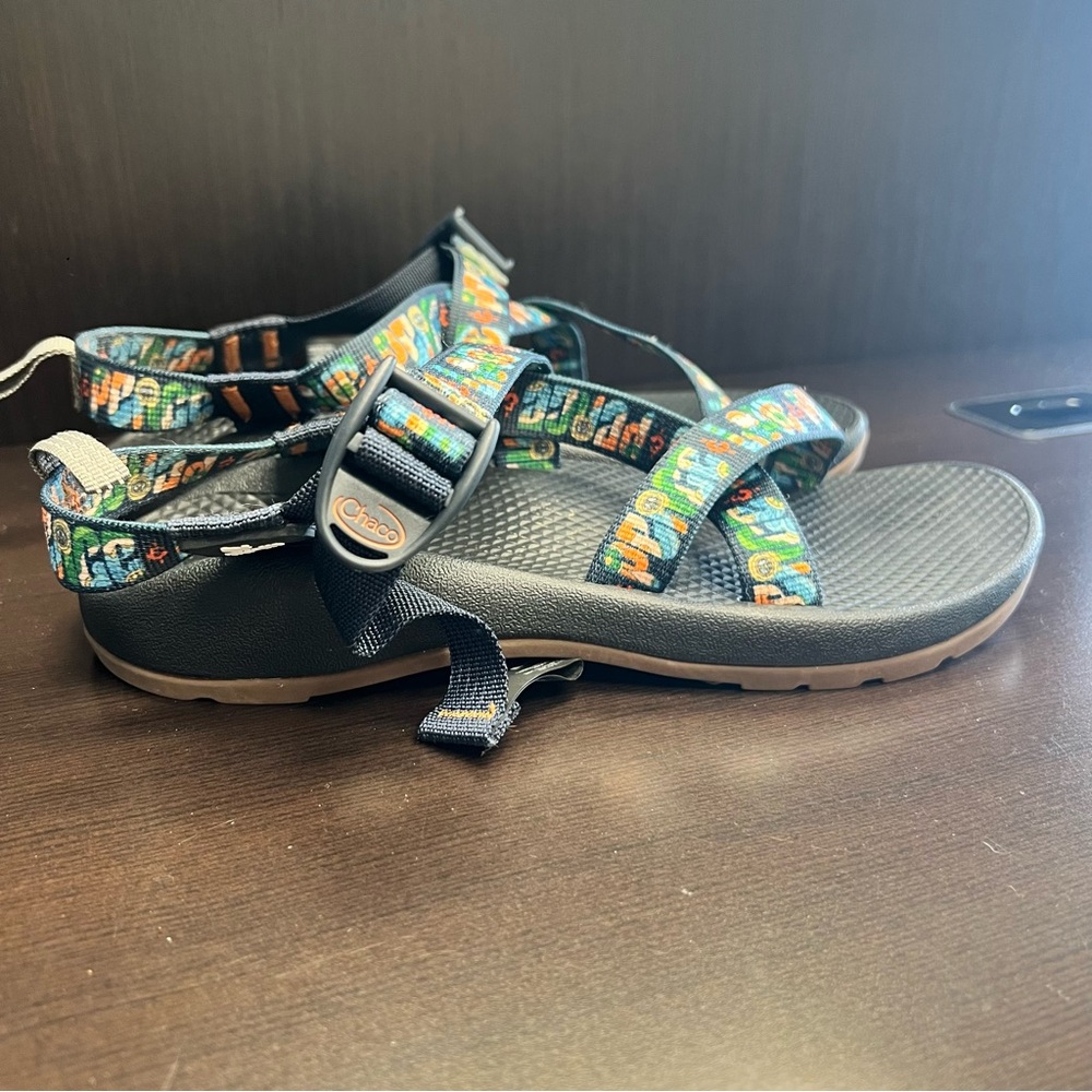 Chaco Woodstock Peace & Love
Youth Size 6 - RARE - LIMITED EDITION - Picture 7 of 9